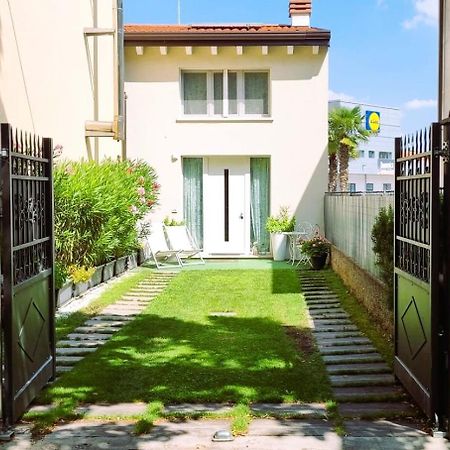 Villa Joy Verona - Luxury Chalet المظهر الخارجي الصورة